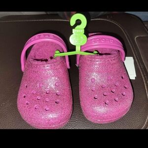 Toddler fuzzy Crocs
